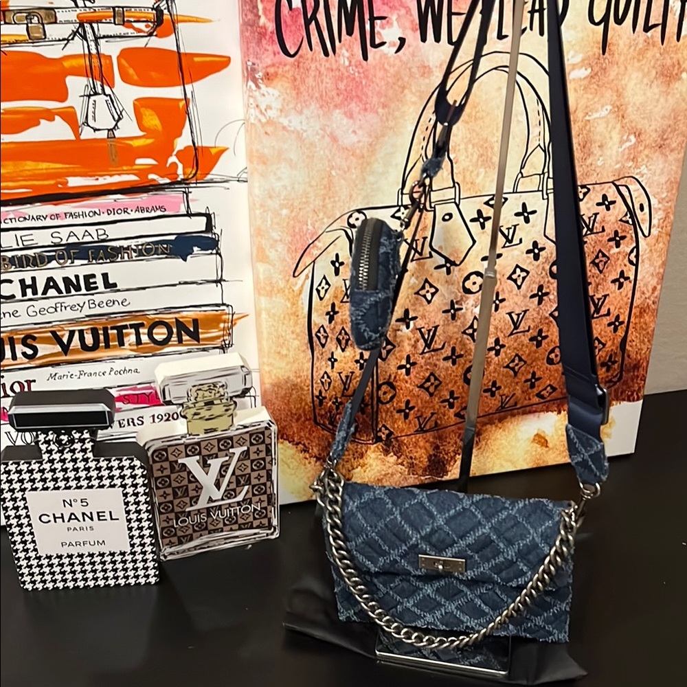 Kurt Geiger Blue Quilted Crossbody Bag with Chain Strap